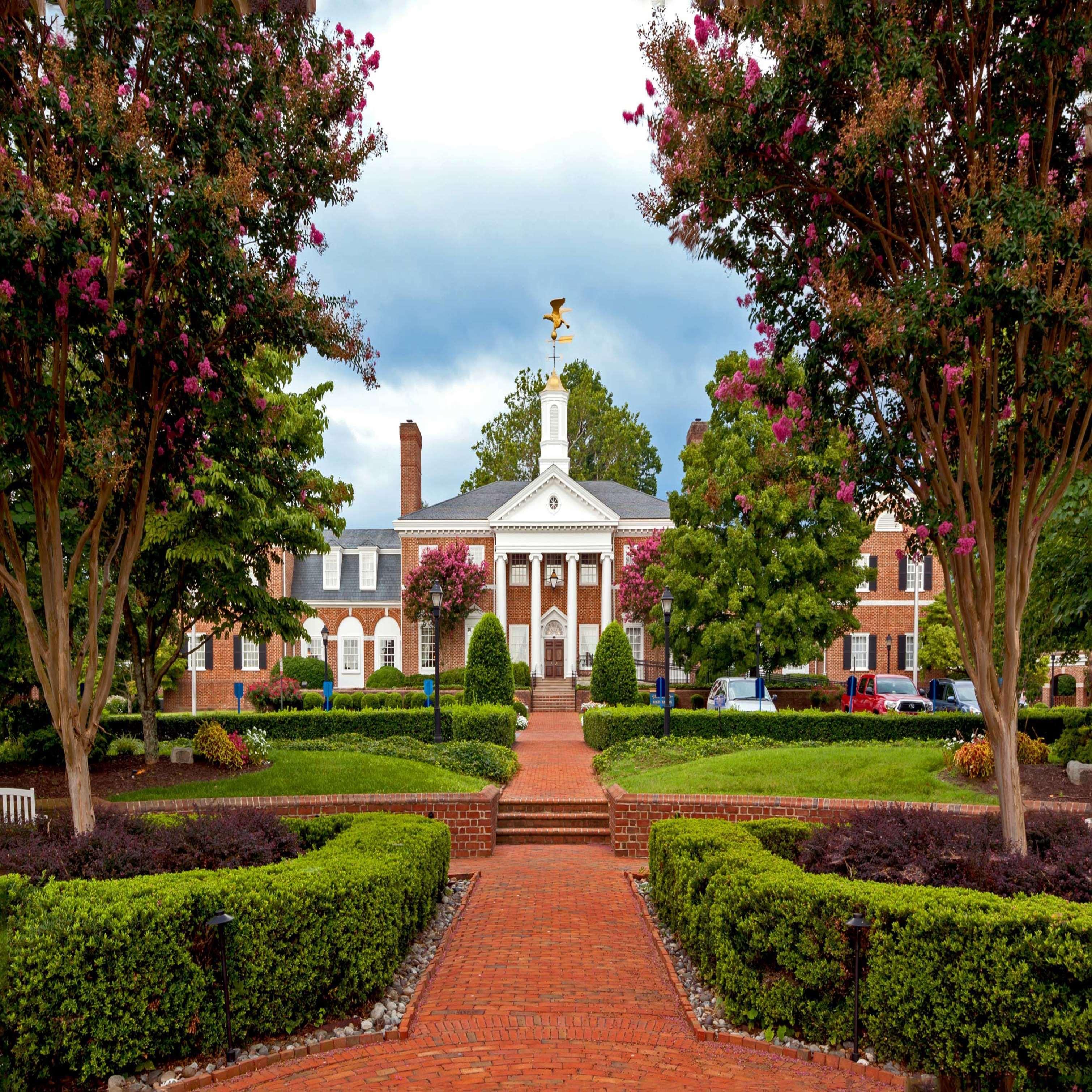 Virginia Crossings Hotel, Tapestry Collection By Hilton Glen Allen Exterior photo