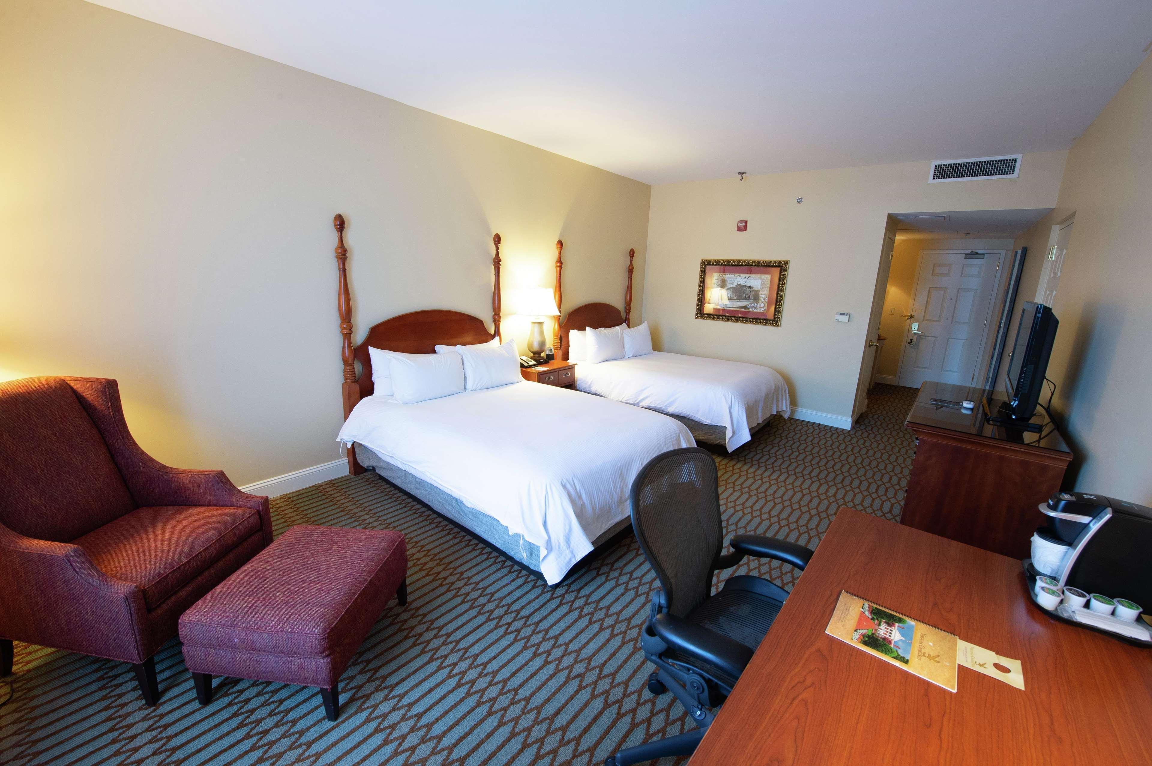 Virginia Crossings Hotel, Tapestry Collection By Hilton Glen Allen Exterior photo