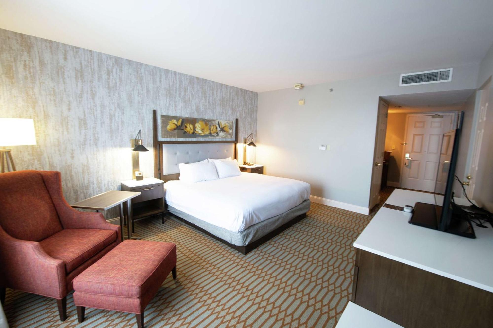 Virginia Crossings Hotel, Tapestry Collection By Hilton Glen Allen Exterior photo