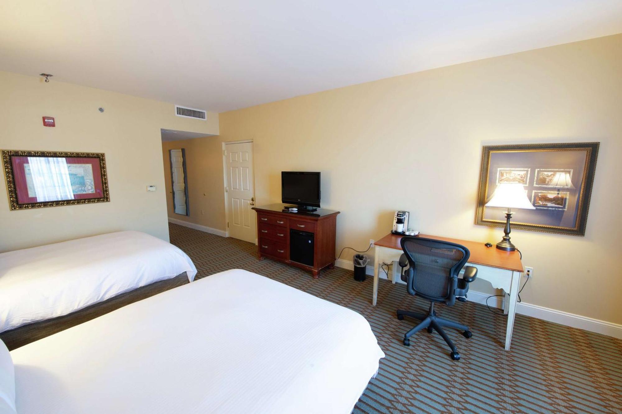 Virginia Crossings Hotel, Tapestry Collection By Hilton Glen Allen Exterior photo